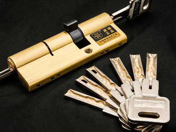 长安24小时上门开锁公司