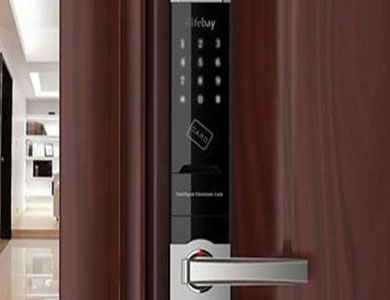 长安24小时上门开锁公司